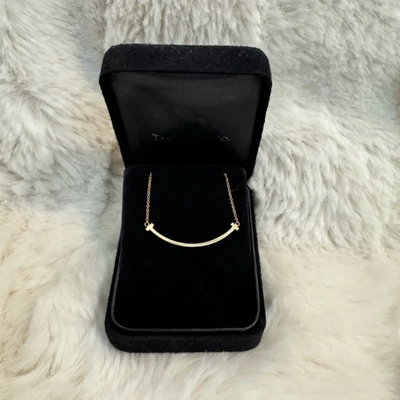 Tiffany & Co. Smile Necklace - Picture 2 of 6